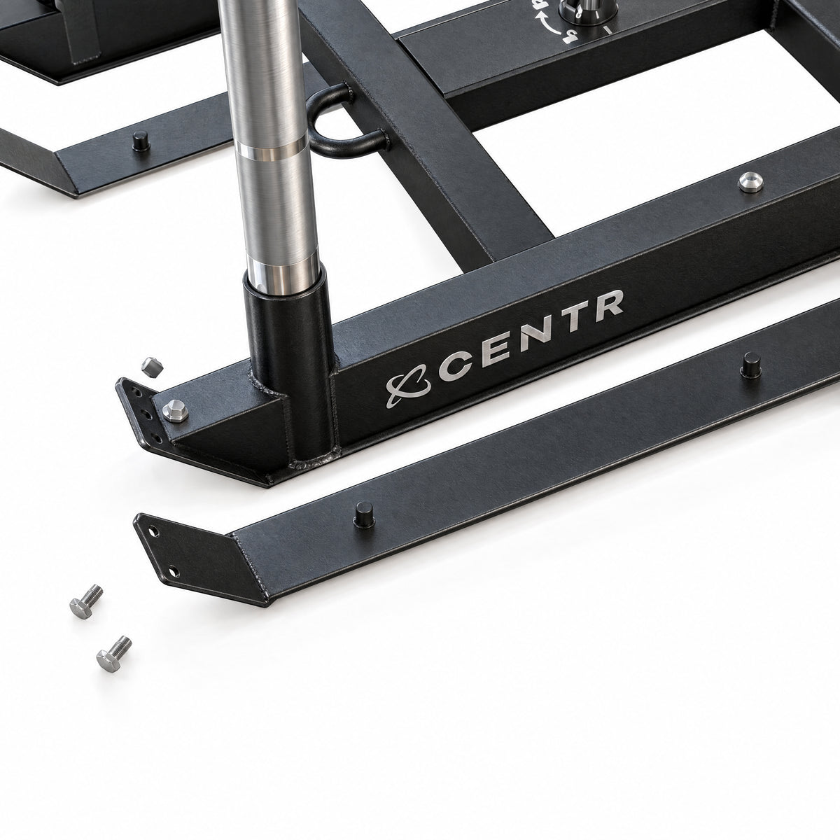 Nahaufnahme einer Centr x HYROX Replaceable Sled Blade neben dem Schlittenrahmen und Befestigungsschrauben