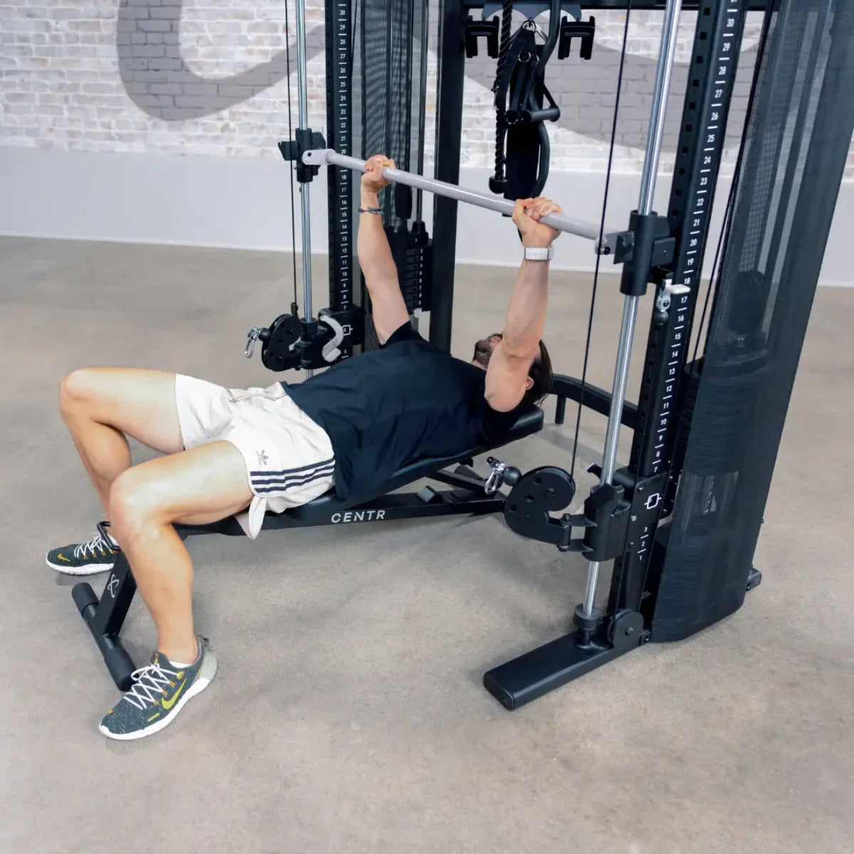 Centr 3 Home Gym Functional Trainer med Selectorized Smith Bar - Centrcentrllc