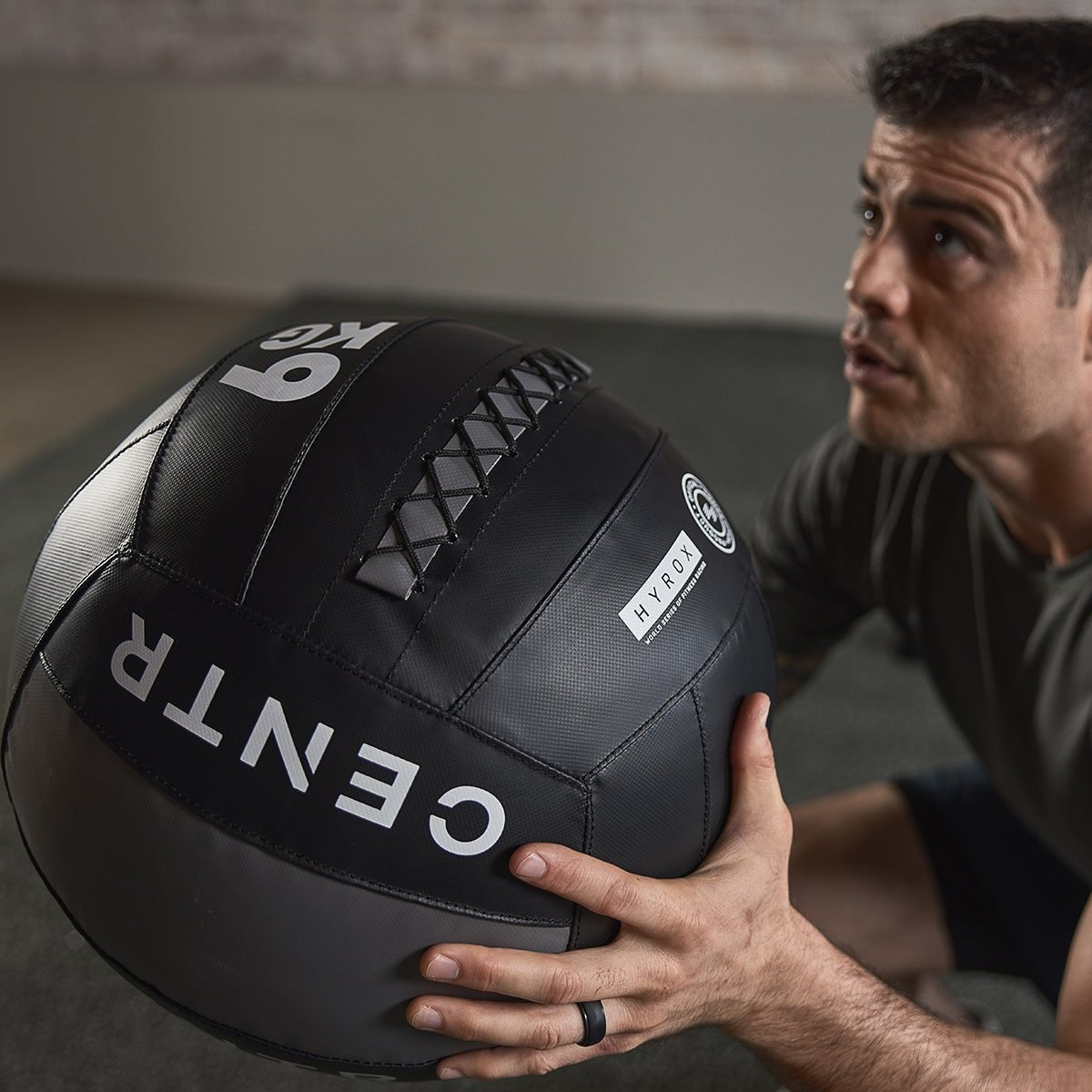 Centr x Hyrox Competition Wallball 6kg - Centrcentrllc