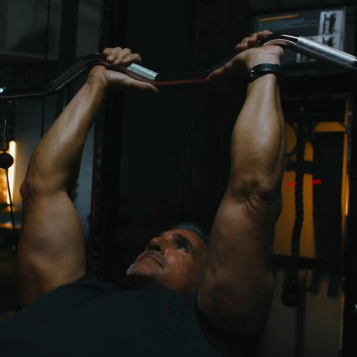 DUAL HOOK CURL BAR ATTACHMENT